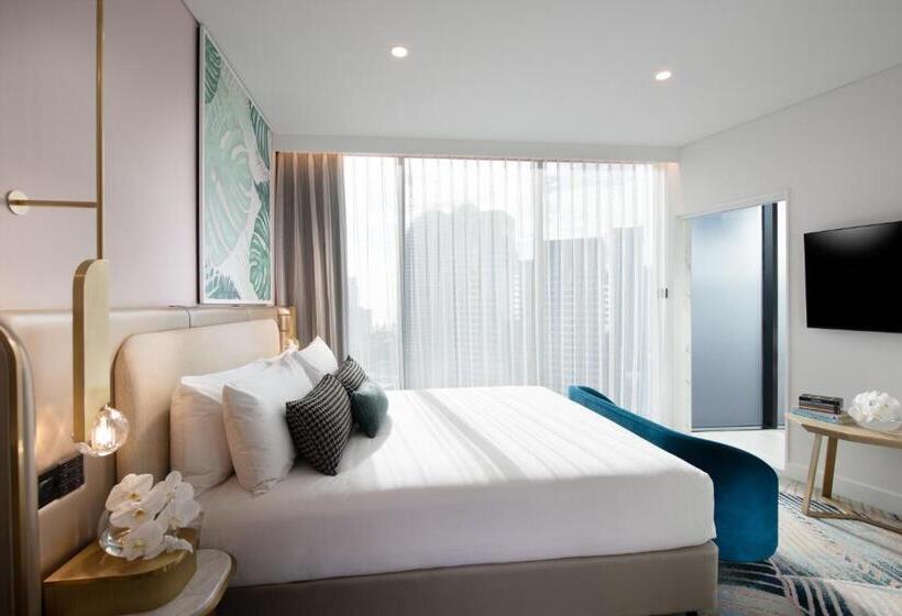 带大床的标准间, Dorsett Gold Coast