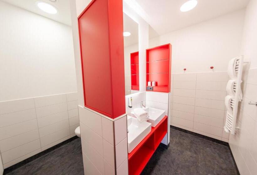 Люкс, Havenhostel Stade