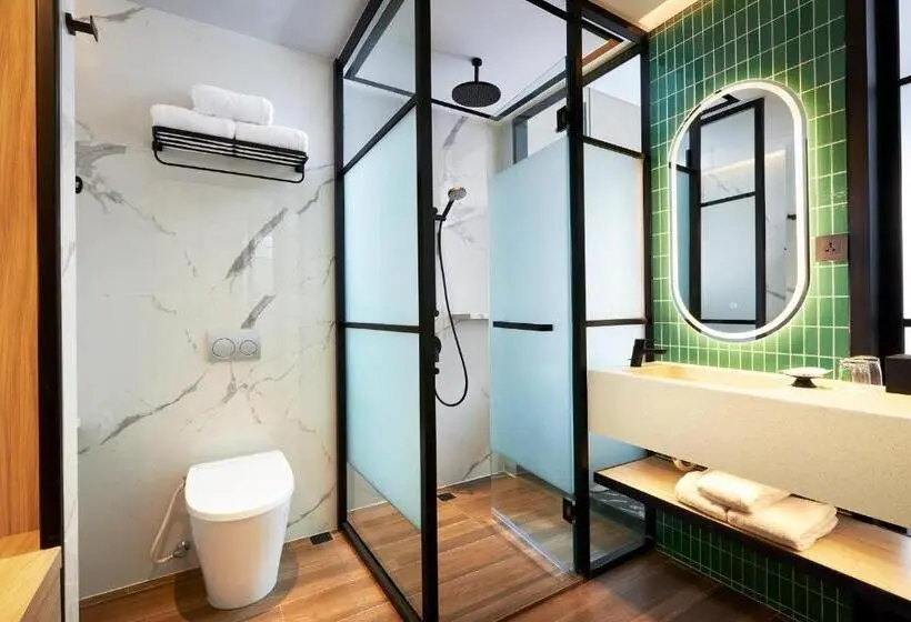 キングサイズベッドのスタンダードルーム, Holiday Inn Bali Sanur, An Ihg