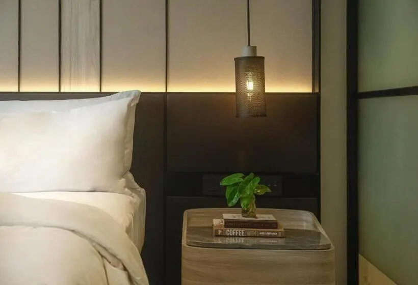 キングサイズベッドのスタンダードルーム, Holiday Inn Bali Sanur, An Ihg