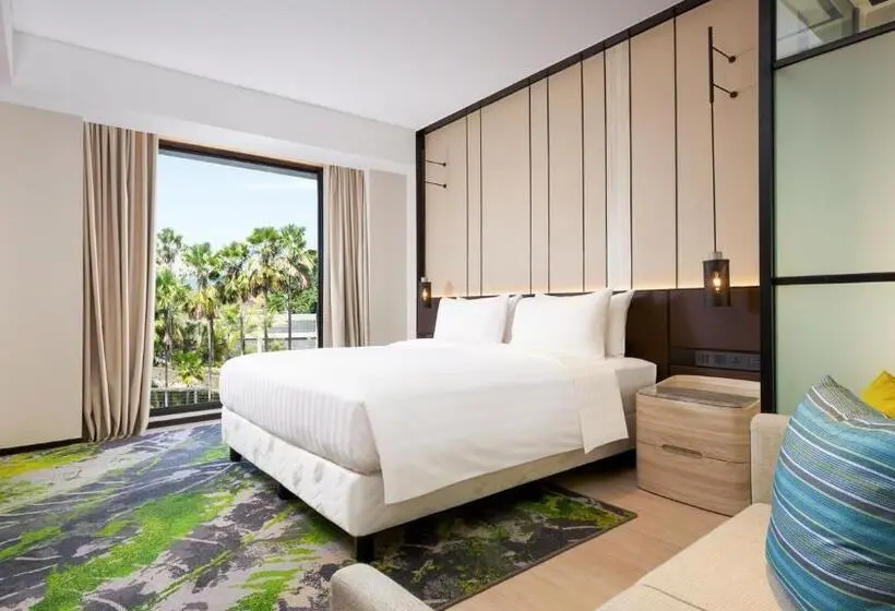 キングサイズベッドのスイートルーム, Holiday Inn Bali Sanur, An Ihg