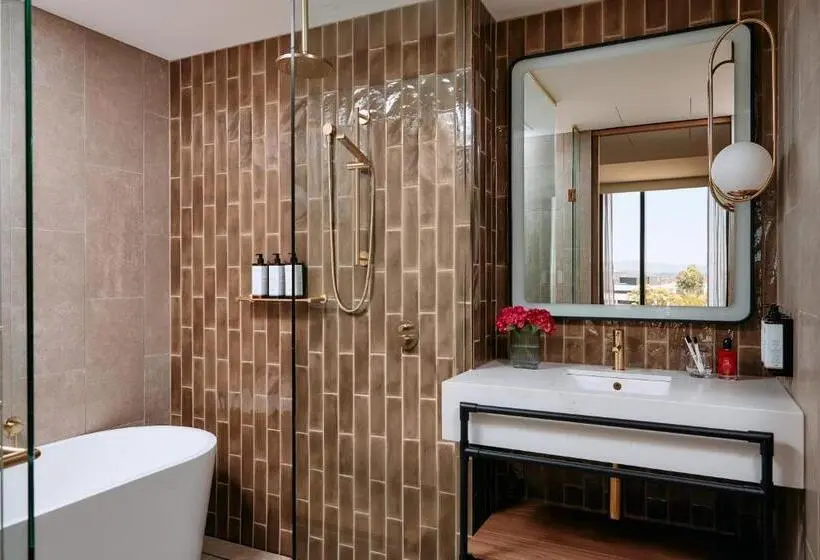 キングサイズベッドのスイートルーム, Mercure Melbourne Doncaster