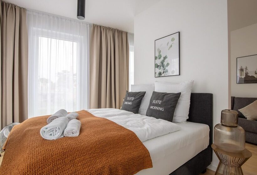 Люкс с Балконом, Limehome Gutersloh Eickhoffstraße