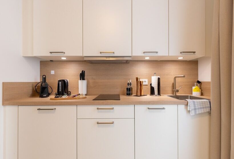 발코니가 있는 스위트, Limehome Gutersloh Eickhoffstraße