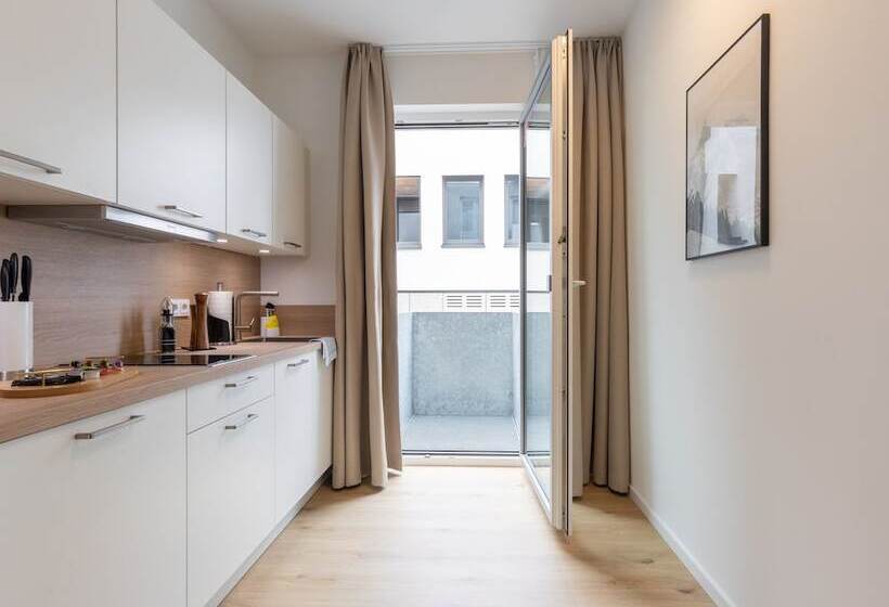 발코니가 있는 스위트, Limehome Gutersloh Eickhoffstraße