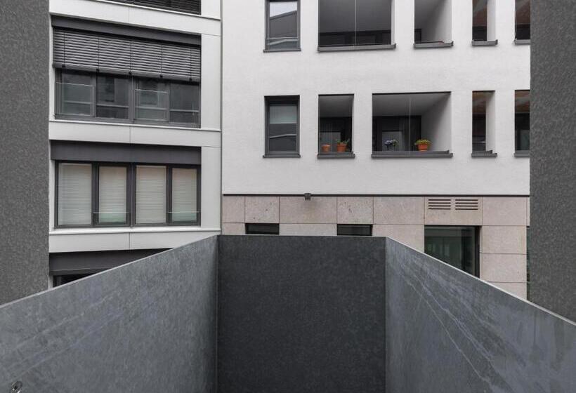 발코니가 있는 스위트, Limehome Gutersloh Eickhoffstraße