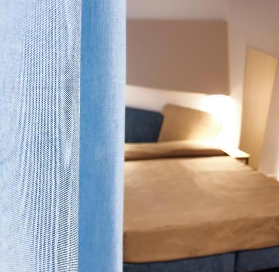 اتاق سوپریور, Color Hotel Rimini