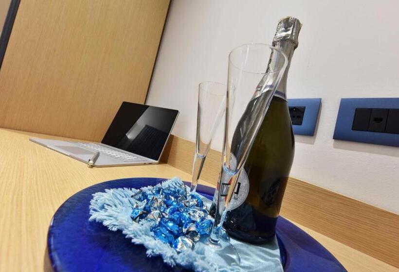 Superior Oda, Color Hotel Rimini