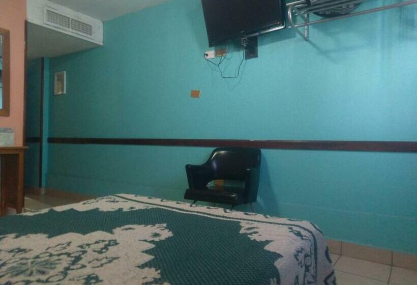 اتاق استاندارد, Es Santa Regina