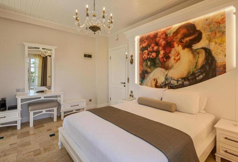 غرفة قياسية سرير كينج, Monreve Alaçatı