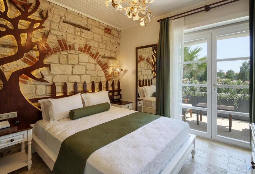 غرفة قياسية, Monreve Alaçatı