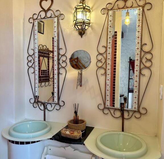 스위트, Pousada Lua De Charme