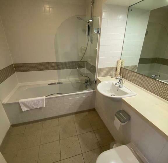 스탠다드 룸, Roffey Park Institute