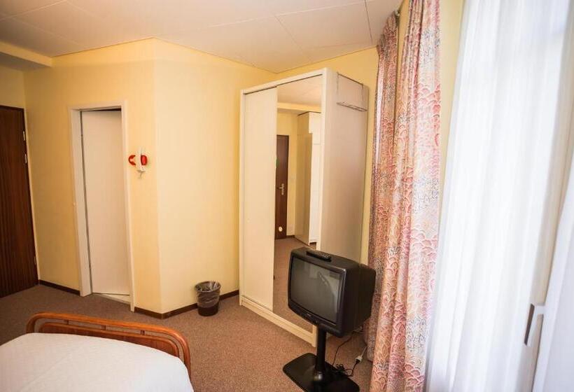 Standard-studio, Hôtel Résidence Cité Verdaine