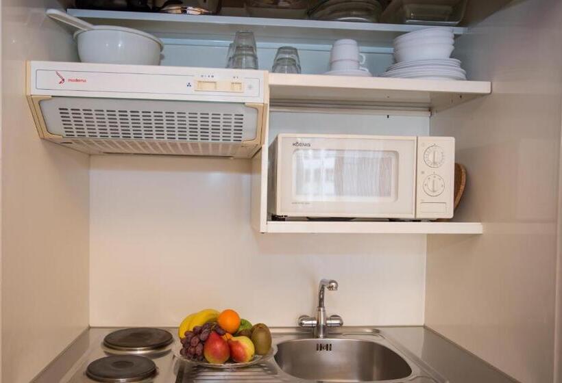 Standard-studio, Hôtel Résidence Cité Verdaine