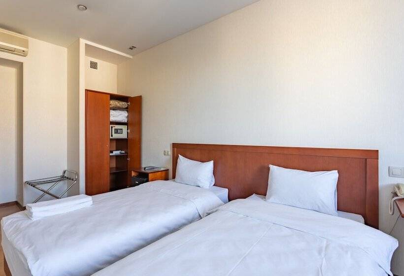 اتاق استاندارد, Benefit Plaza Congress