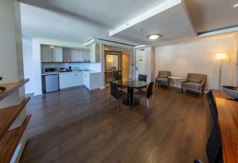 غرفة ديلوكس, Doubletree By Hilton Cape Town Upper Eastside