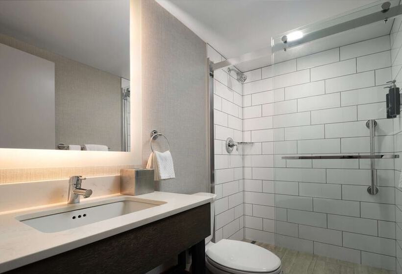 غرفه قياسيه سريرين مزدوجين, Doubletree By Hilton Pittsburgh Airport