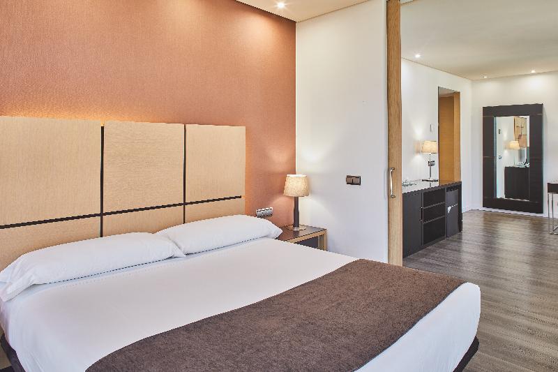 Номер Стандарт Вид на Бассейн, Doubletree Raleigh Durham Airport At Research Triangle Park