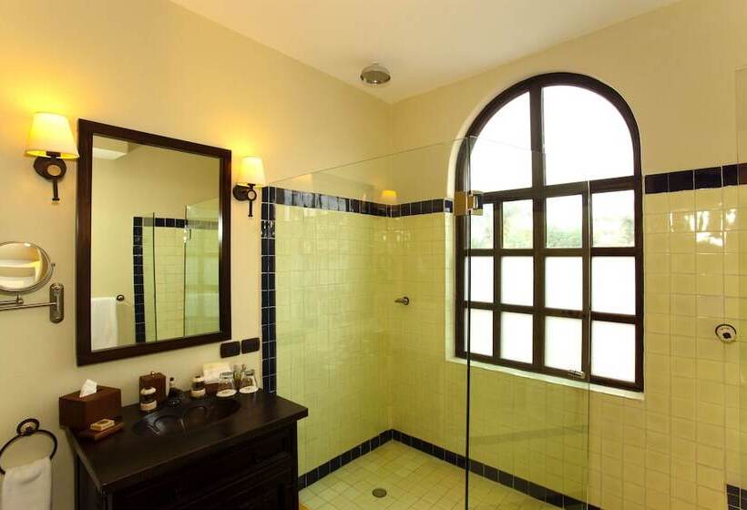 חדר קלאסי, Guaycura Boutique Hotel, Beach Club & Spa