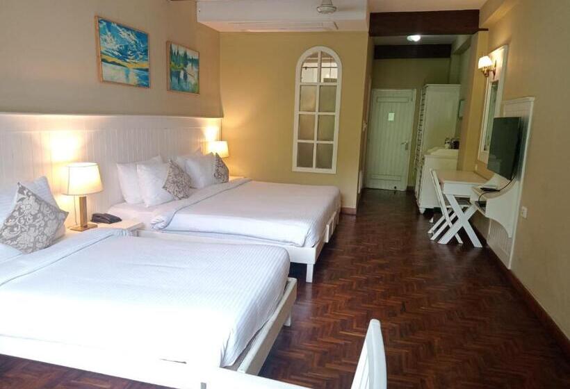 اتاق سوپریور خانوادگی, Johnson Lodge & Spa