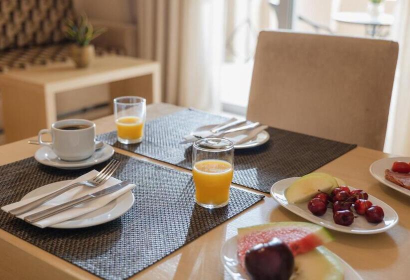 غرفة قياسية مطلّة علي الحديقة, Molos Bay