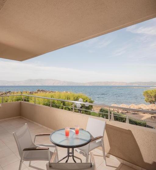 غرفة قياسية مطلّة علي البحر, Molos Bay