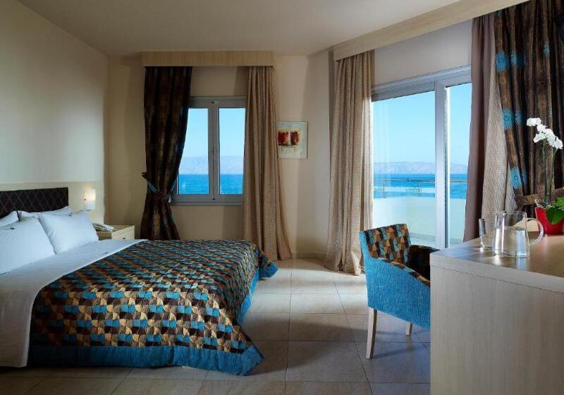 غرفة قياسية مطلّة علي البحر, Molos Bay