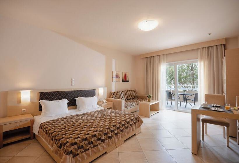 غرفة قياسية إطلالة جانبية علي البحر, Molos Bay