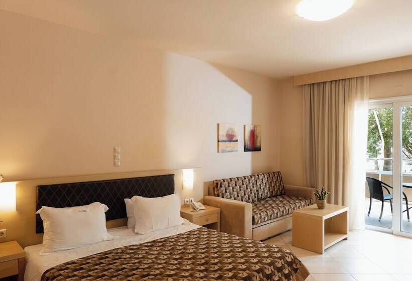 غرفة قياسية مطلّة علي الحديقة, Molos Bay