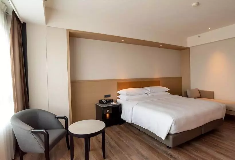 اتاق لوکس با چشم‌انداز شهر, Sheraton Taoyuan