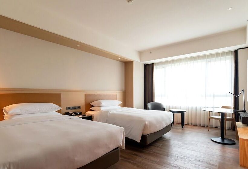 اتاق لوکس با چشم‌انداز شهر, Sheraton Taoyuan