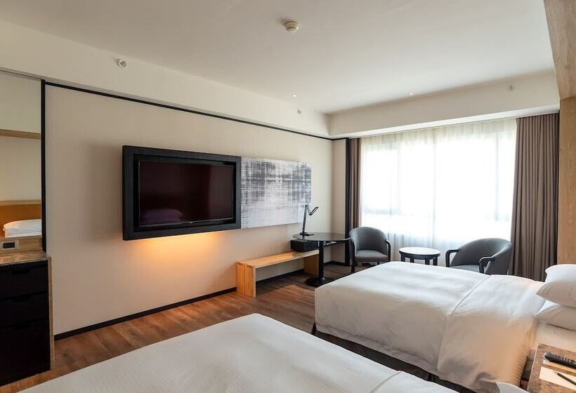 اتاق سوپریور با چشمانداز شهر, Sheraton Taoyuan