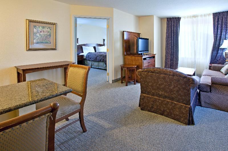 장애인을 위한 스위트, Staybridge Suites   Albuquerque Airport, An Ihg