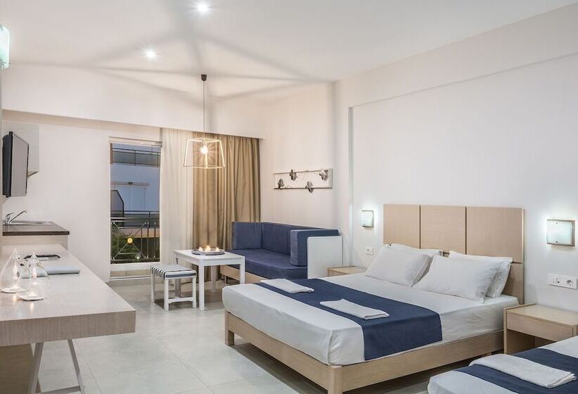 Superior studio with garden view, Sea View Hotel & Apartments