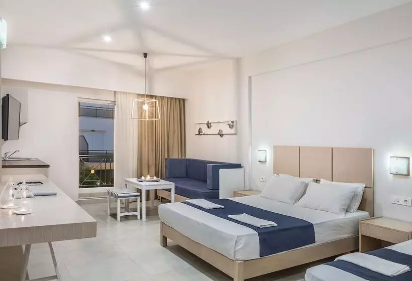 Superior studio with garden view, Sea View Hotel & Apartments