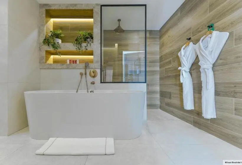 ジュニアスイート, Golden Tulip Lyon Ouest Techlid Hotel & Spa