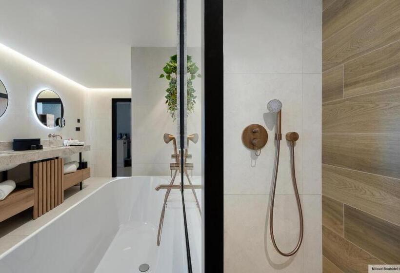 小型套房, Golden Tulip Lyon Ouest Techlid Hotel & Spa