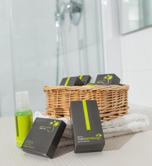 غرفة قياسية ثلاثية مزودة بشرفة, Maso Agritur Santa Lucia