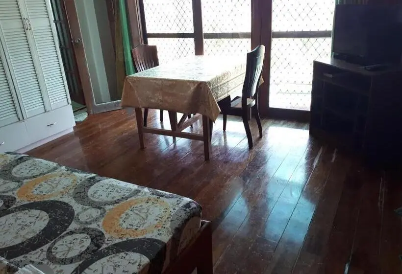 デラックスルーム, Villa Del Carmen Haven Bohol