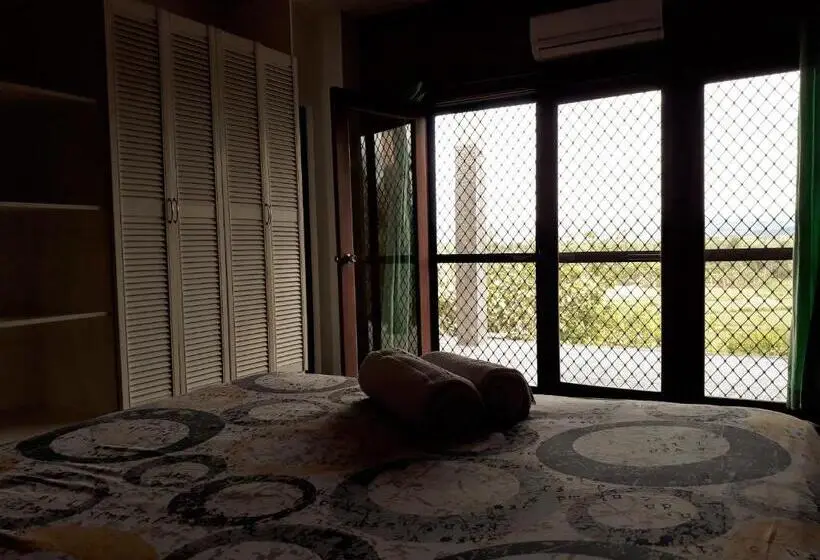 デラックスルーム, Villa Del Carmen Haven Bohol
