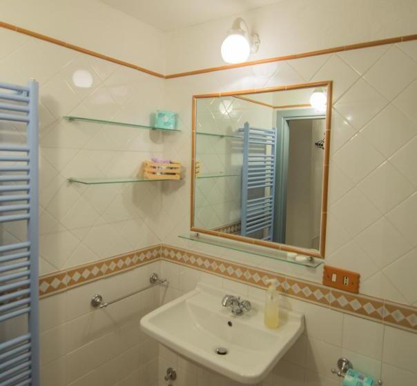 Standard room with outdoor bath, Agriturismo Casa Turchetti