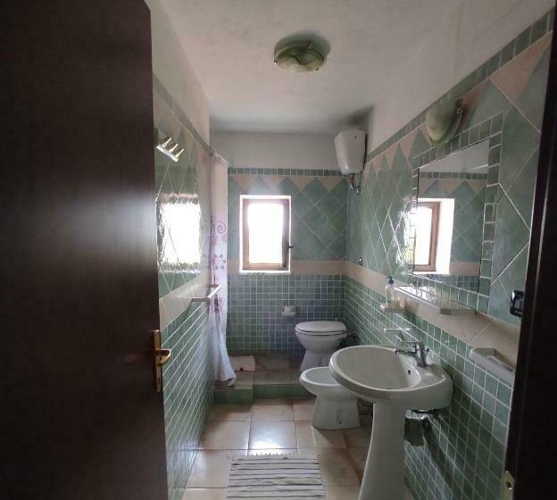 חדר סטנדרט לארבעה, Agriturismo Gragonti