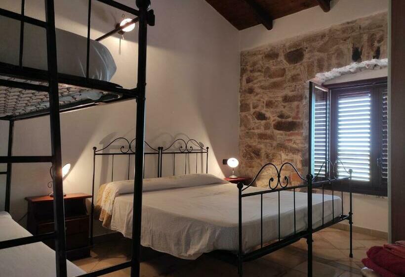 חדר סטנדרט לארבעה, Agriturismo Gragonti