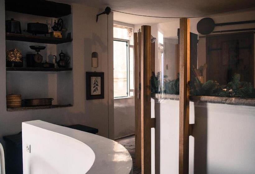 חדר סטנדרט, Albergo Diffuso Crispolti