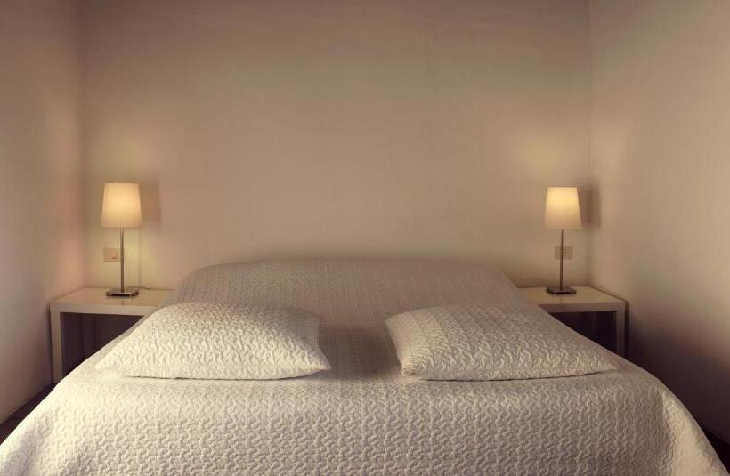 דירת חדר עם טרסה, Albergo Diffuso Crispolti