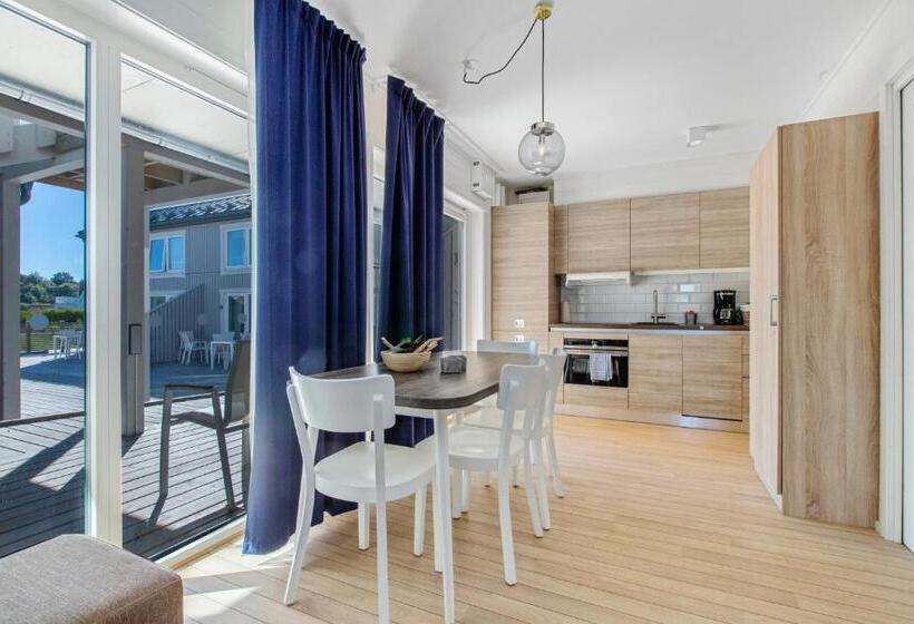 Полулюкс, Kosterbaden