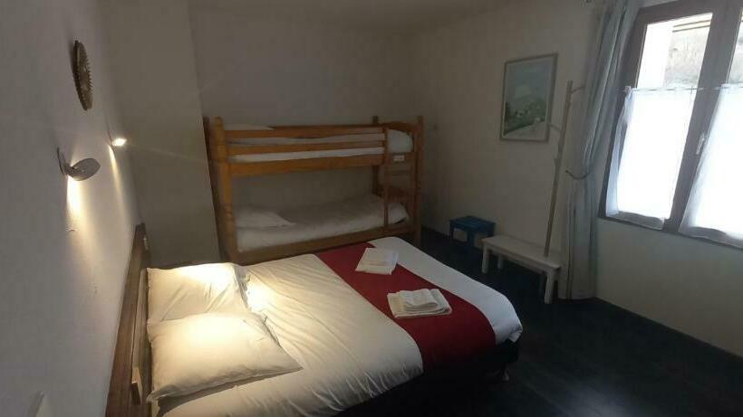 غرفة قياسية رباعية, Le Saint Vincent