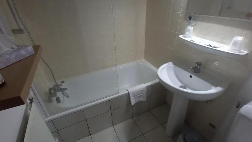 חדר סטנדרט לארבעה, Le Saint Vincent