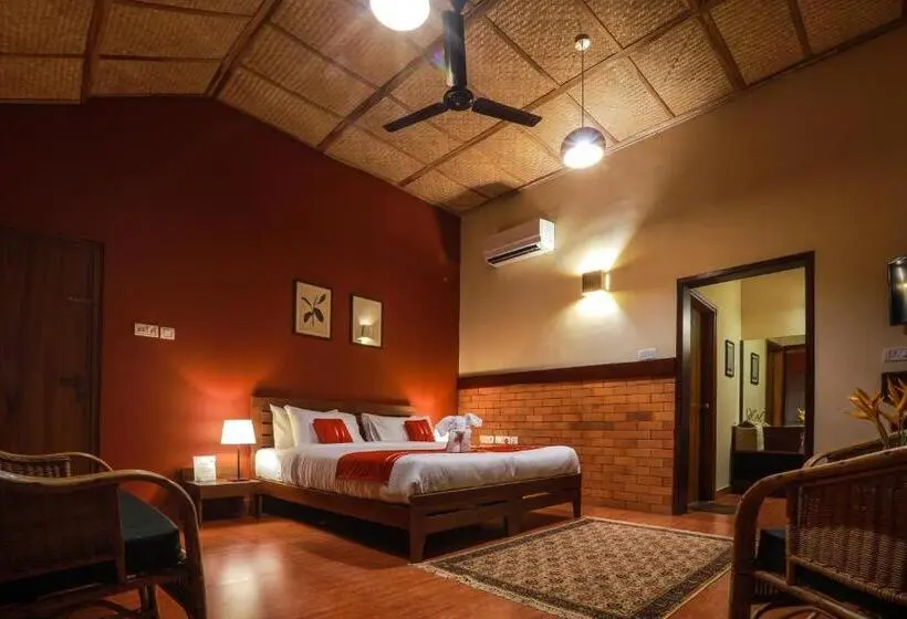 キングサイズベッドのスタンダードルーム, The Estate Resort , Mangalore